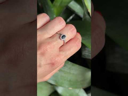 Marguerite Ring - 750 White Gold Sapphire &amp; Diamonds