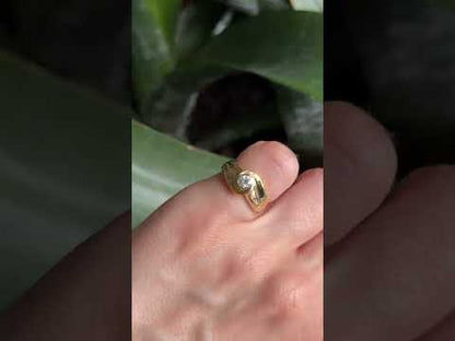 Twirl Ring - 750 Yellow Gold & Diamond