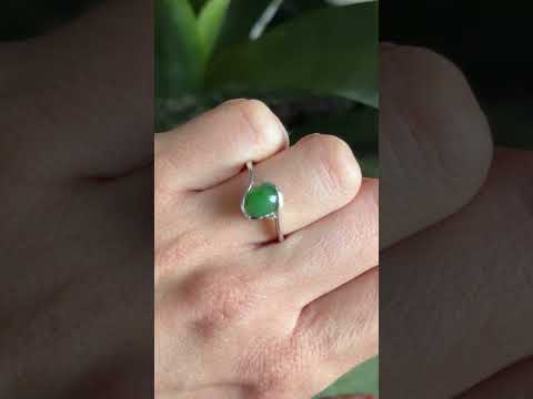 Cabochon Ring - 750 White Gold Aventurine & Diamond